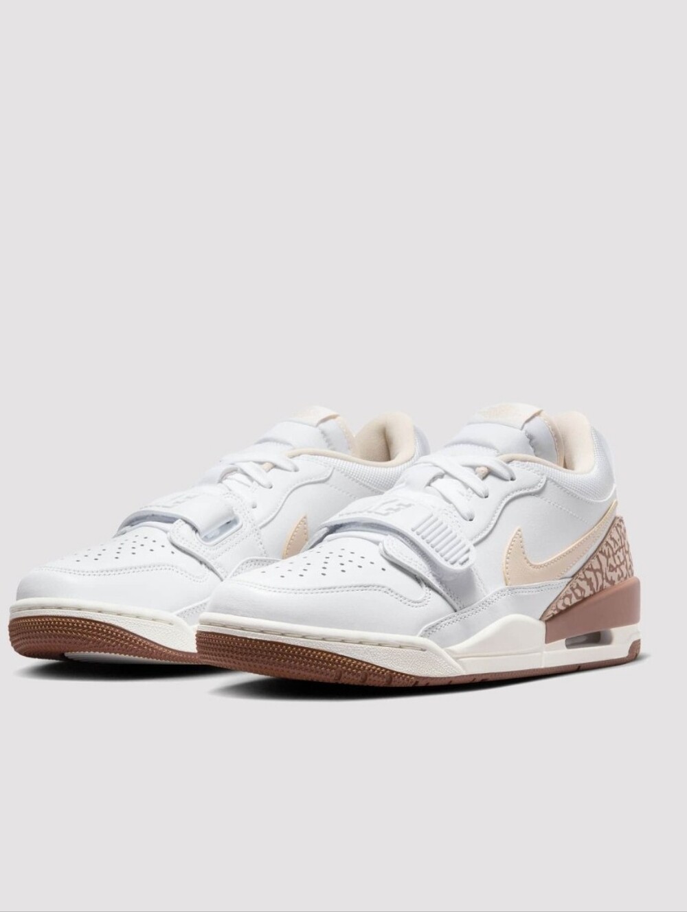 Nike Women’s White & Blush Low-Top Sneakers